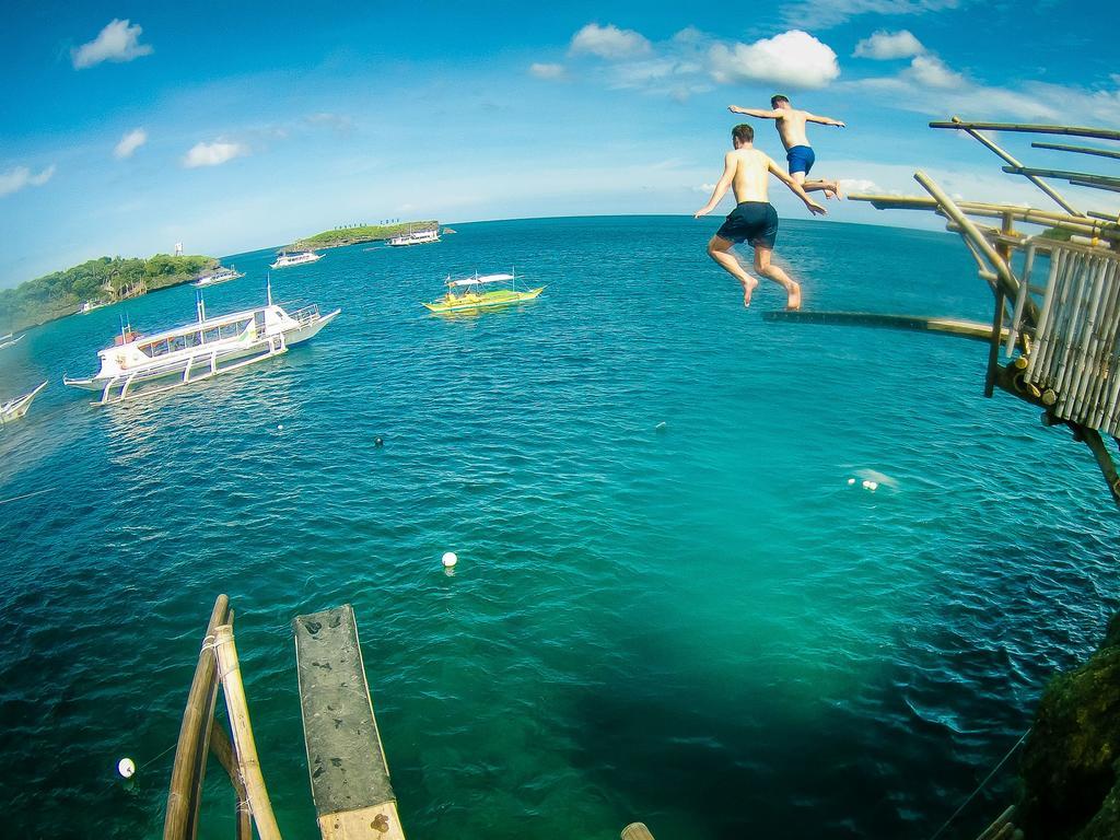 Jeepney Hostel And Kite Resort Balabag  Zewnętrze zdjęcie