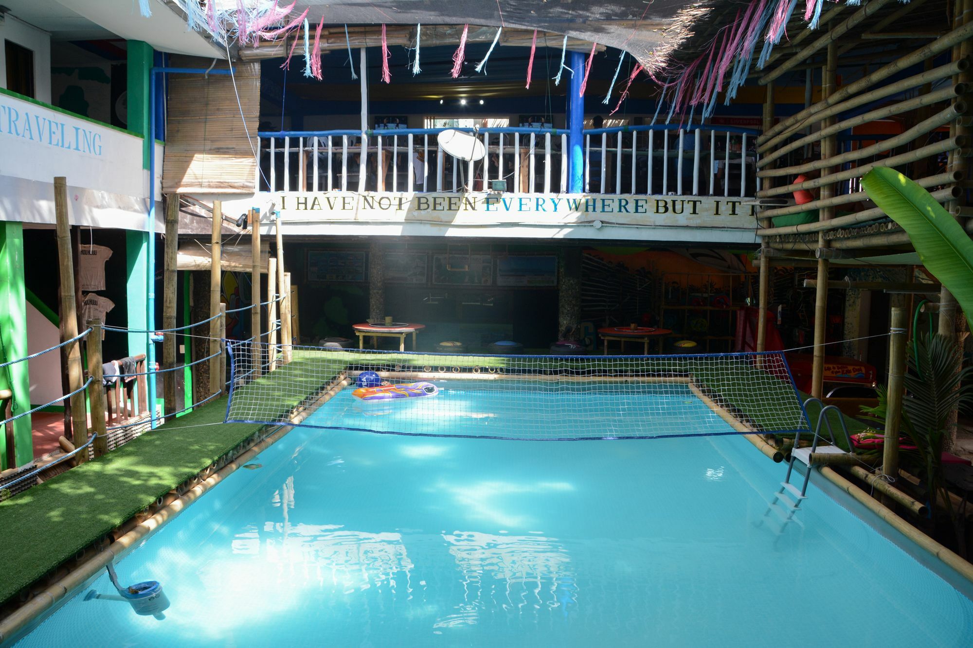 Jeepney Hostel And Kite Resort Balabag  Zewnętrze zdjęcie